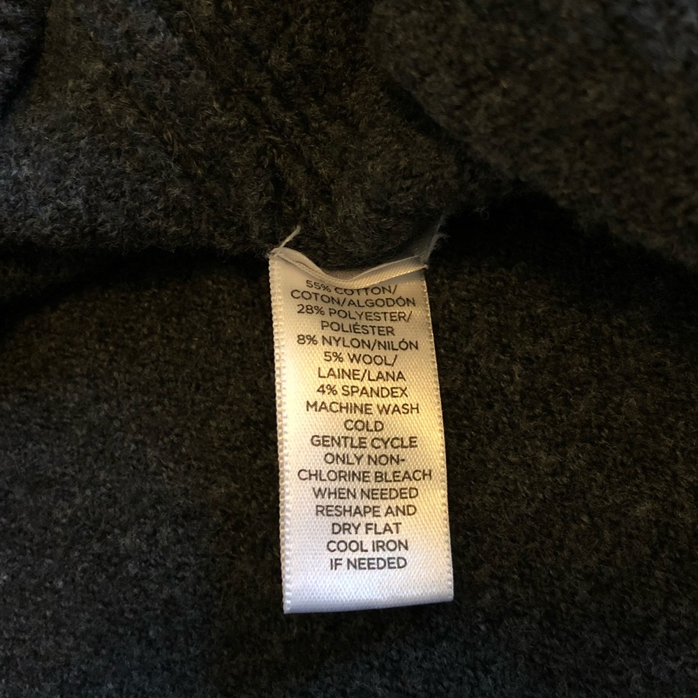 LOFT Sweater - Picture 7 of 7